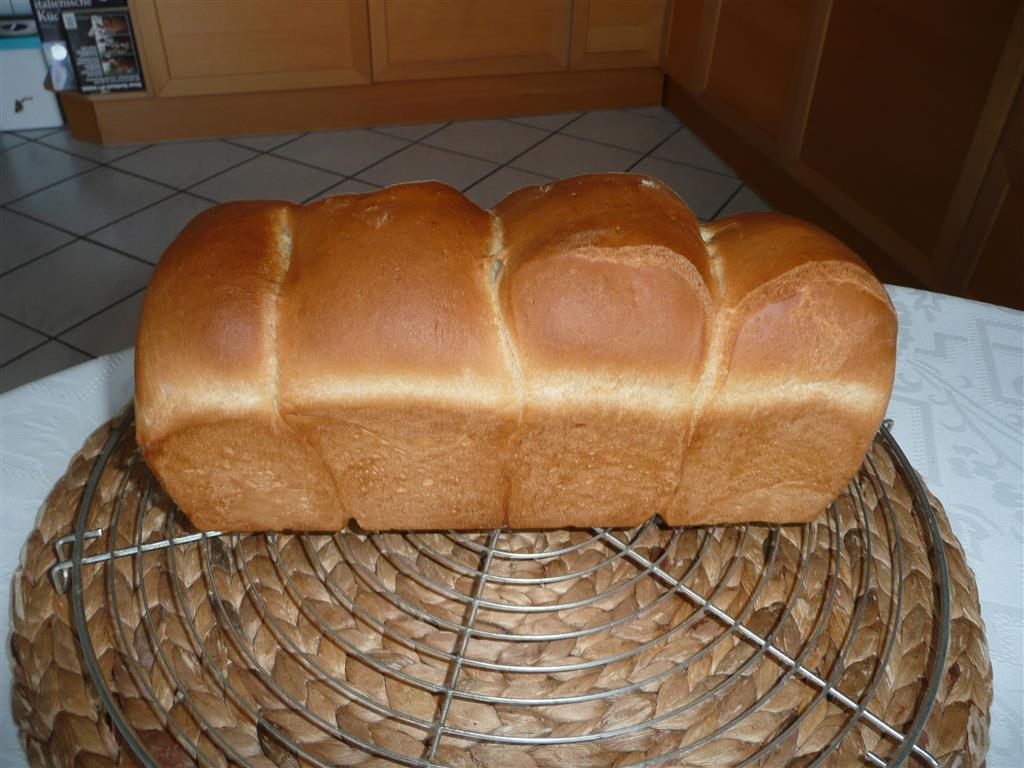 Selbstgebackenes Toastbrot